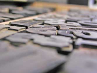 A tray of wood type